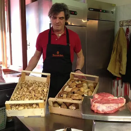 Ristorante La Rocca Gæstehus 2*
